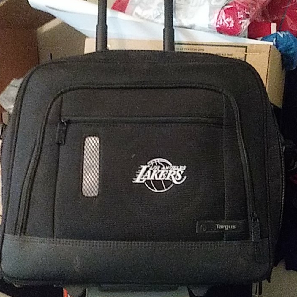 TARGUS LAKER LAPTOP BAG